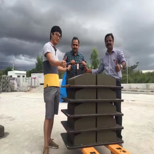 Automatic Intelligent Brick Forming Machine 